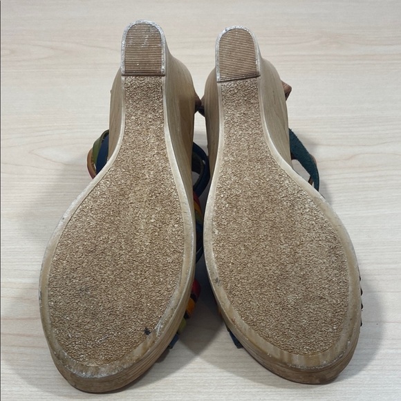 Tan and Red Wedge Sandals with Gladiator Straps - Picture 7 of 9